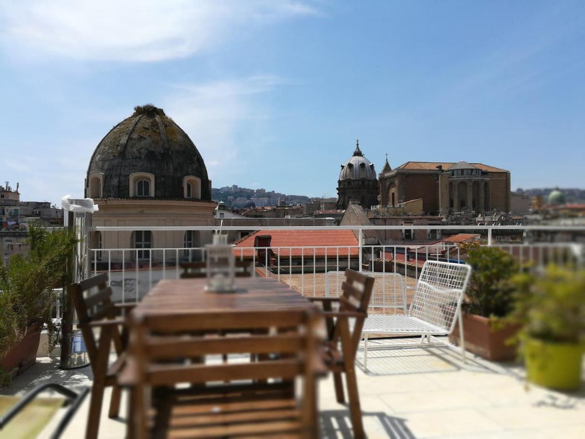 B4 Big Apartment With Terrace And View In Hystorical Centre Naples Luaran gambar